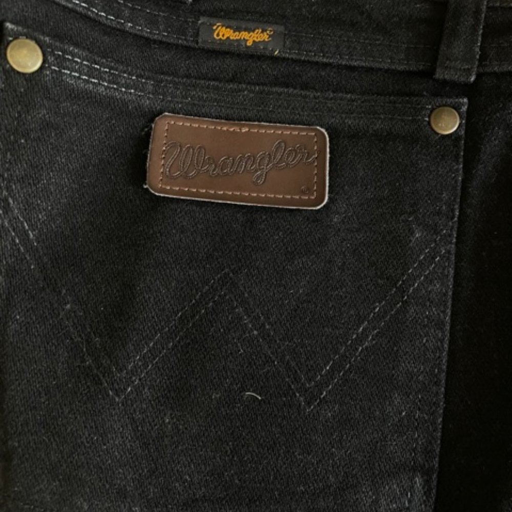 Wrangler 47MWZ BLACK Denim Jeans
